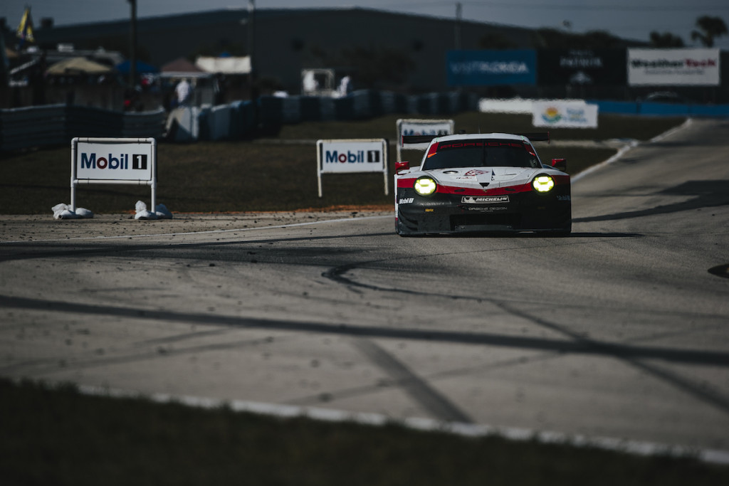 Porsche RSR Sebring by Peter Lapinski