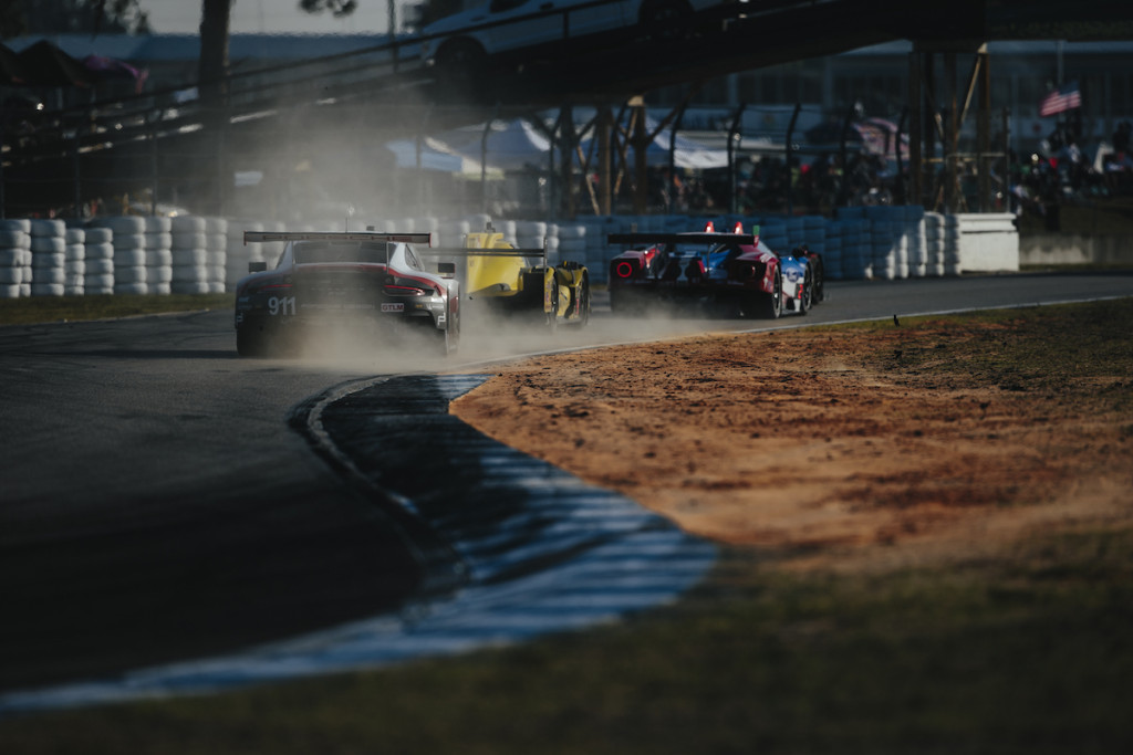 Porsche RSR Sebring by Peter Lapinski